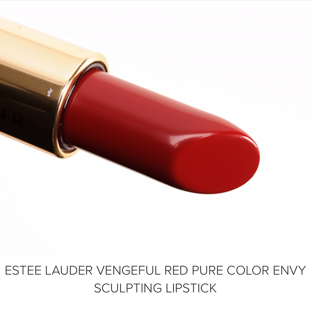 🆕 ESTĒE LAUDER Vengeful Red Lipstick💋